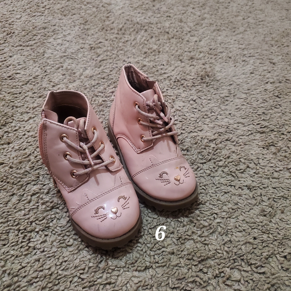 Adorable Pink Kids Shoes with Cat Design